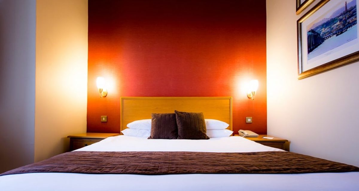 邓迪, 英国 Hotel: 康帕斯西方女王酒店，鄧迪(The Best Western Queen’s Hotel, Dundee)