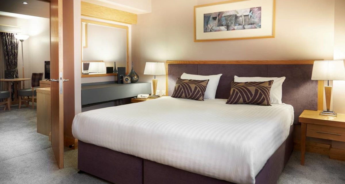 , イギリス Hotel: The Suites Hotel & Spa Knowsley – Liverpool by Compass Hospitality.